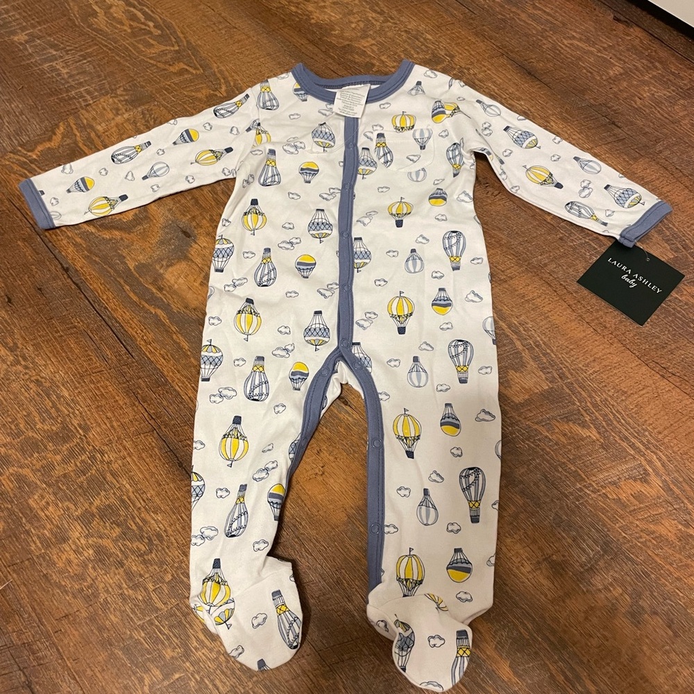 NWT Laura Ashley White and Blue Hot Air Balloon Print Kids footed One Piece